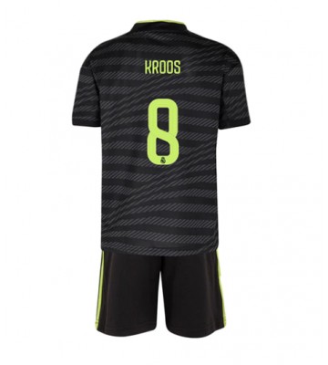 Real Madrid Toni Kroos #8 Tredjedraktsett Barn 2022-23 Kortermet (+ Korte bukser)